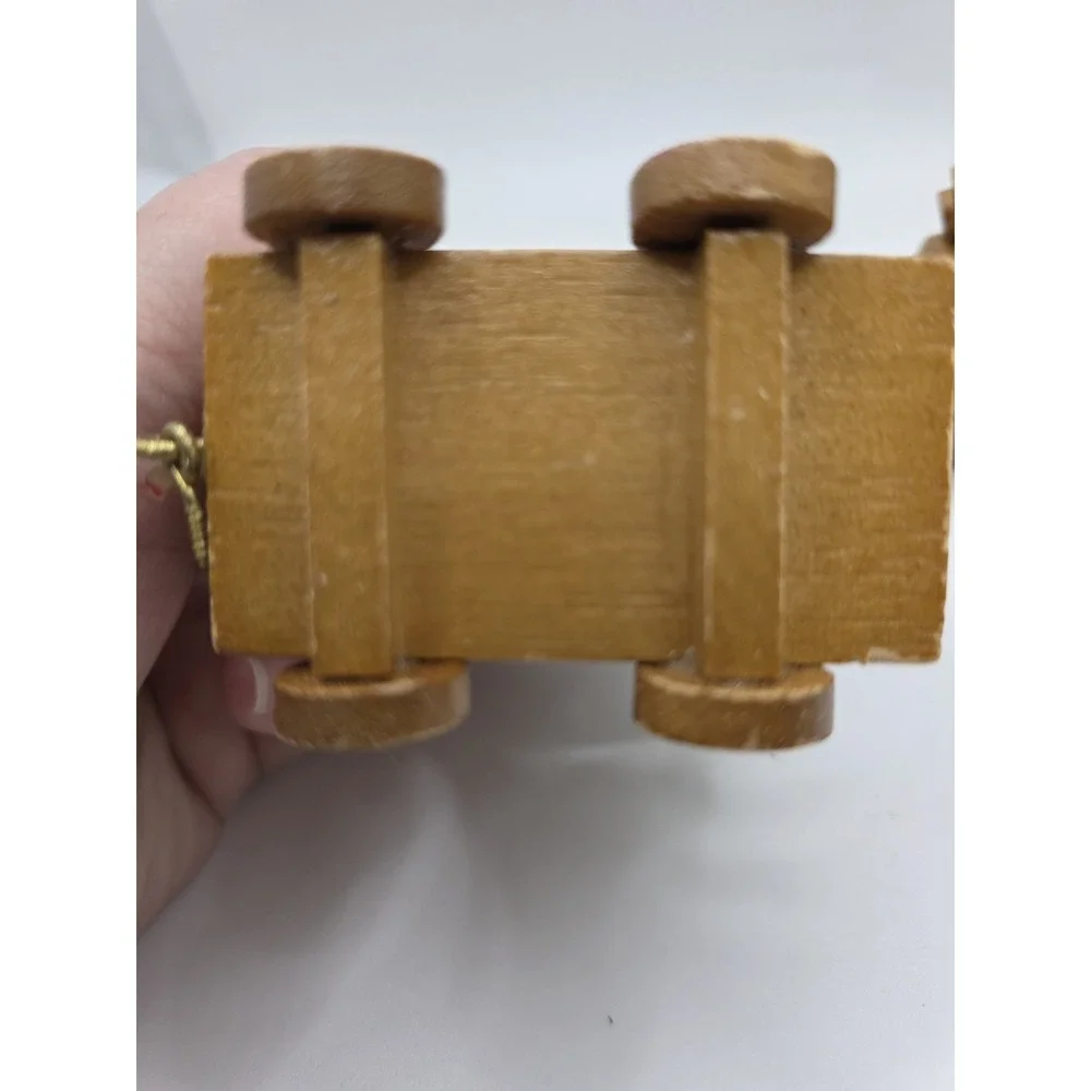 Vintage 1984 Wooden Christmas Choo Choo Train by Dakin Missing Middle Train